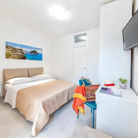 La Gioia Bed & Breakfast *