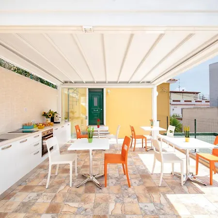 La Gioia Bed & Breakfast *